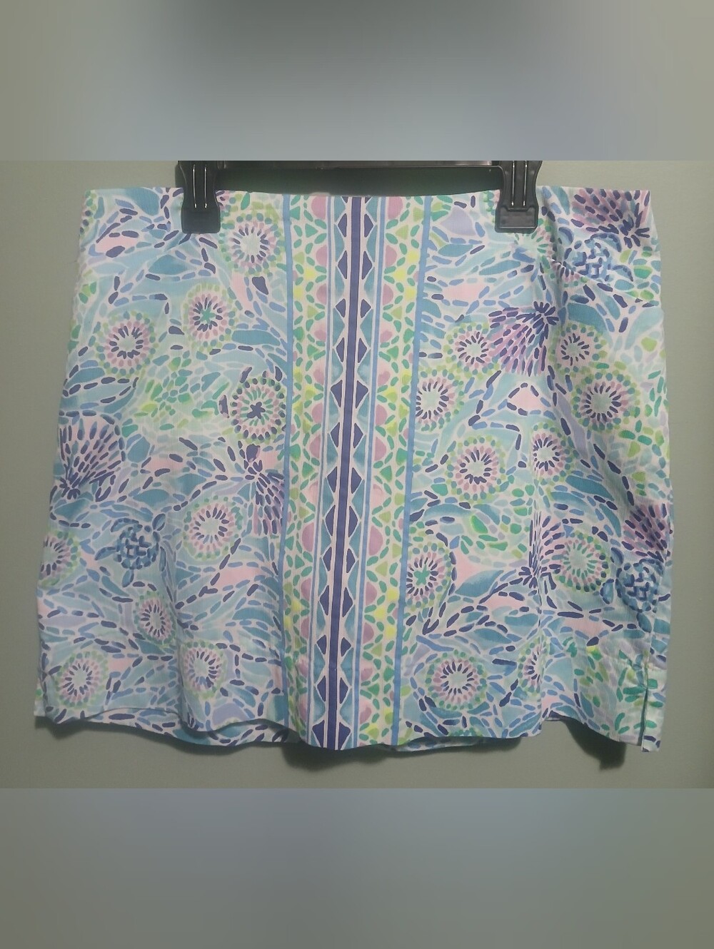 LIKE New Lilly Pulitzer Marigold Pastel Skort